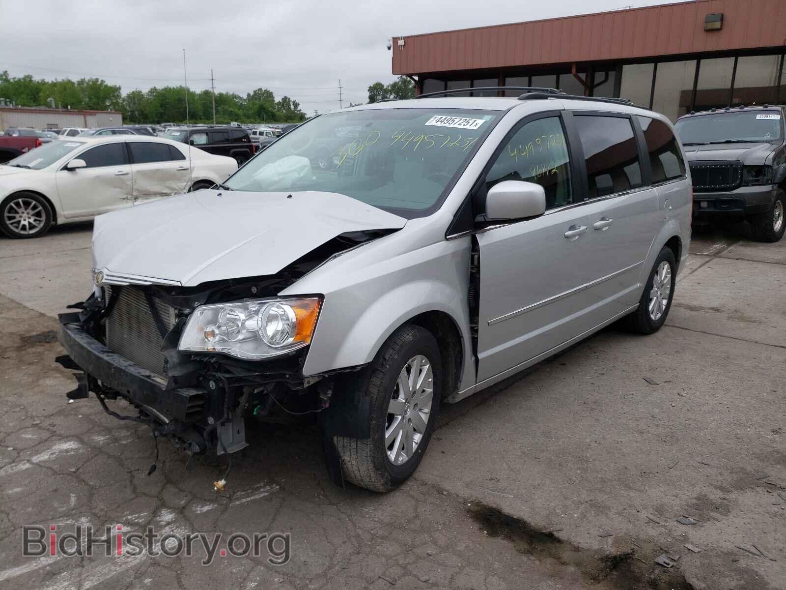2010 CHRYSLER MINIVAN - VIN: 2A4RR8DX1AR358437 - Фото 2