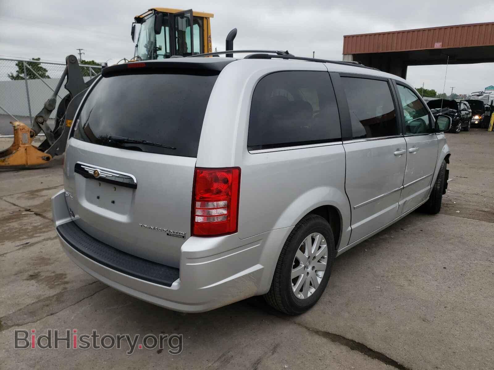 2010 CHRYSLER MINIVAN - VIN: 2A4RR8DX1AR358437 - Фото 4