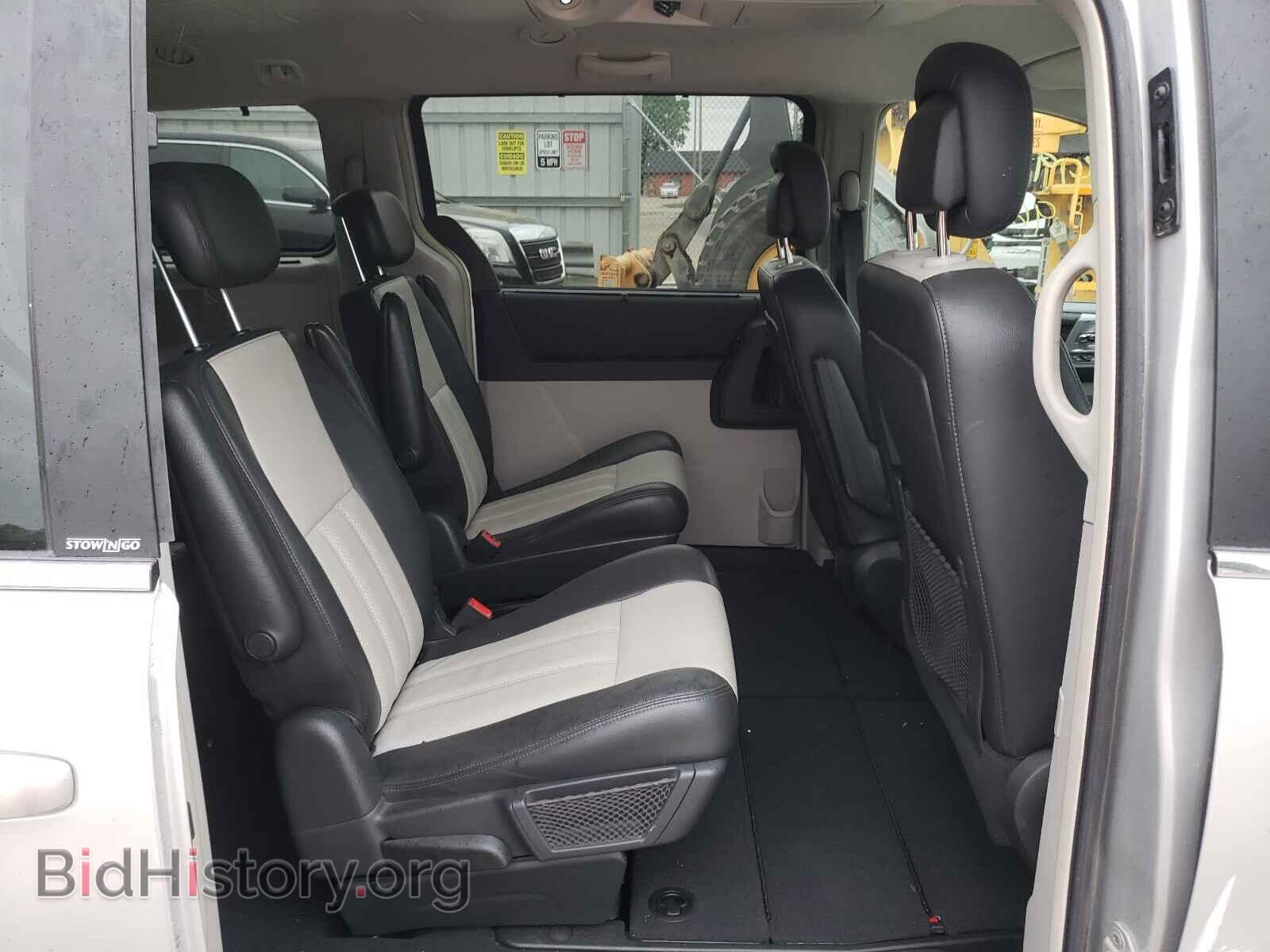 2010 CHRYSLER MINIVAN - VIN: 2A4RR8DX1AR358437 - Фото 6