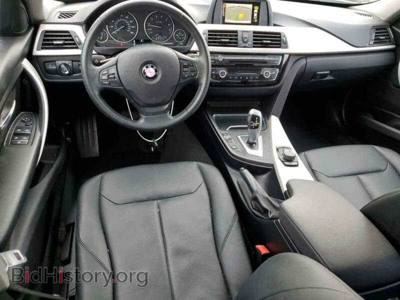 2017 BMW 3 SERIES (VIN WBA8A9C50HK619612) — photo 8 of 12