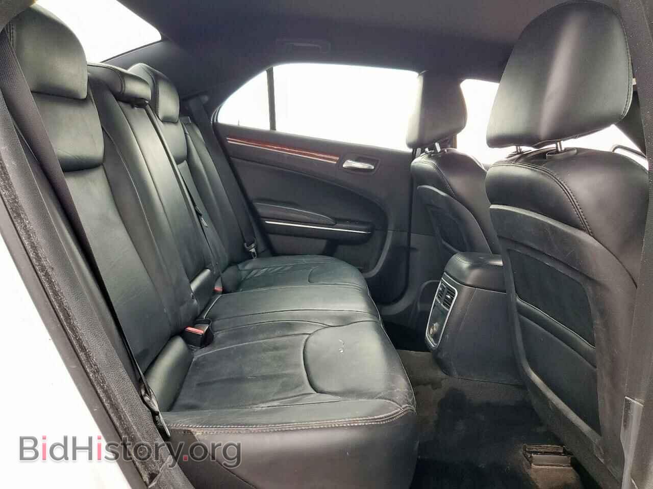 2014 CHRYSLER 300 - VIN: 2C3CCAAG4EH252900 - Фото 10