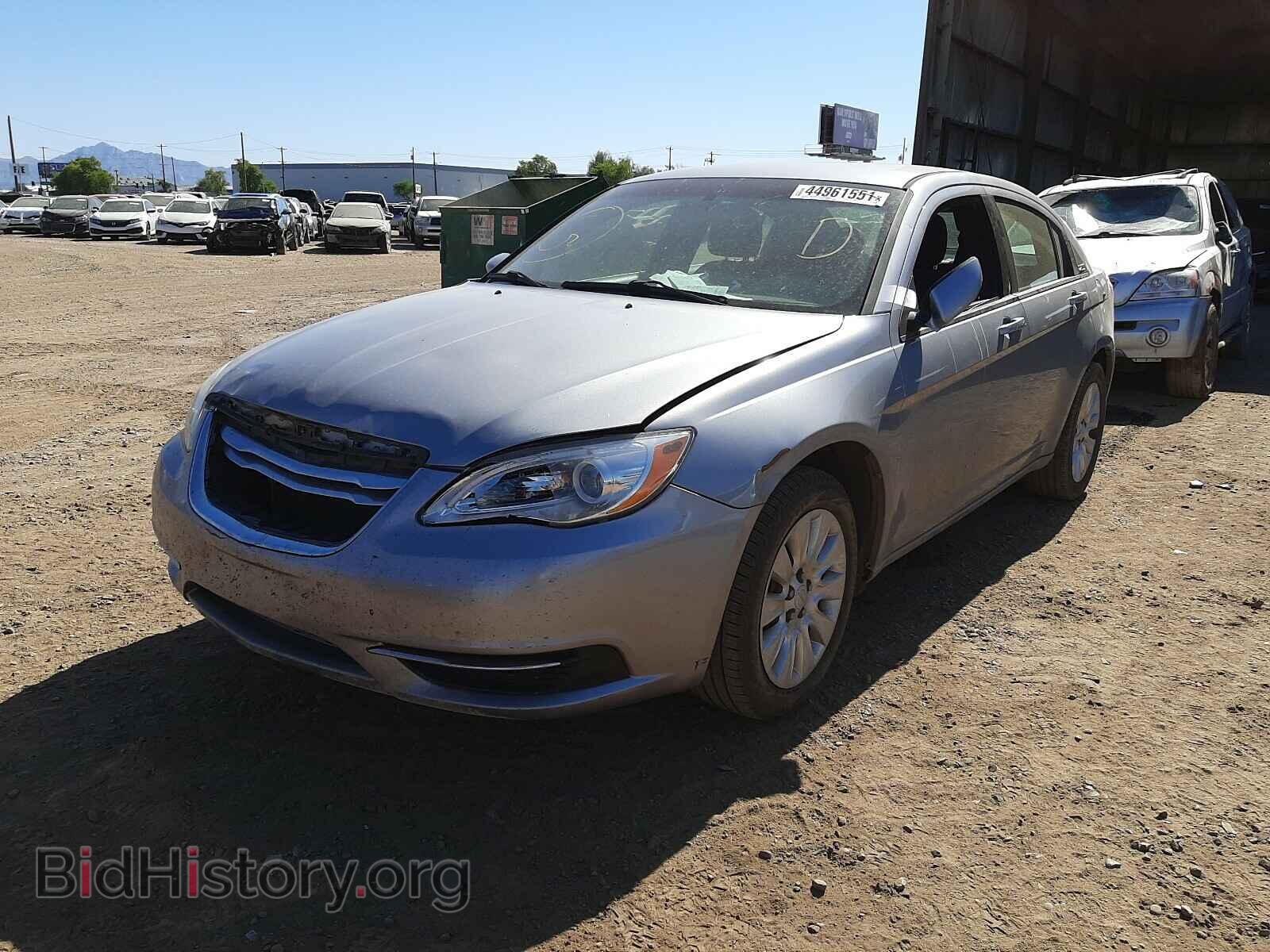 2013 CHRYSLER 200 - VIN: 1C3CCBAB2DN606655 - Фото 2