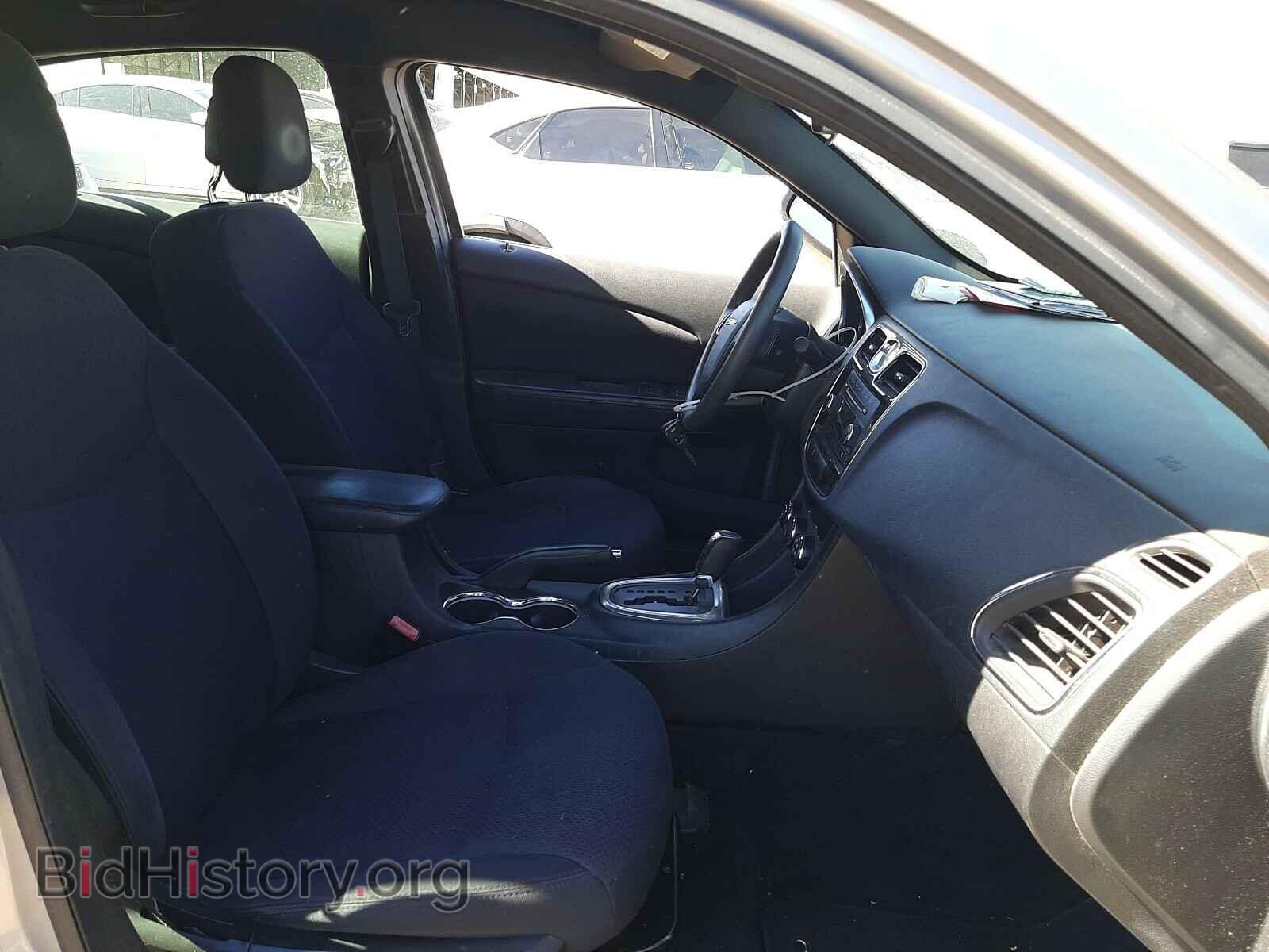 2013 CHRYSLER 200 - VIN: 1C3CCBAB2DN606655 - Фото 5