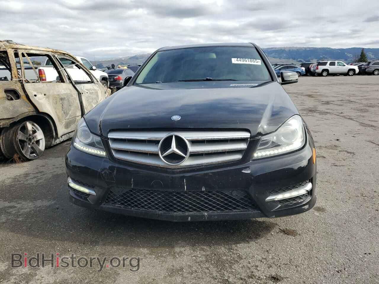 2012 MERCEDES-BENZ C-CLASS - VIN: WDDGF4HB1CA629328 - Фото 5