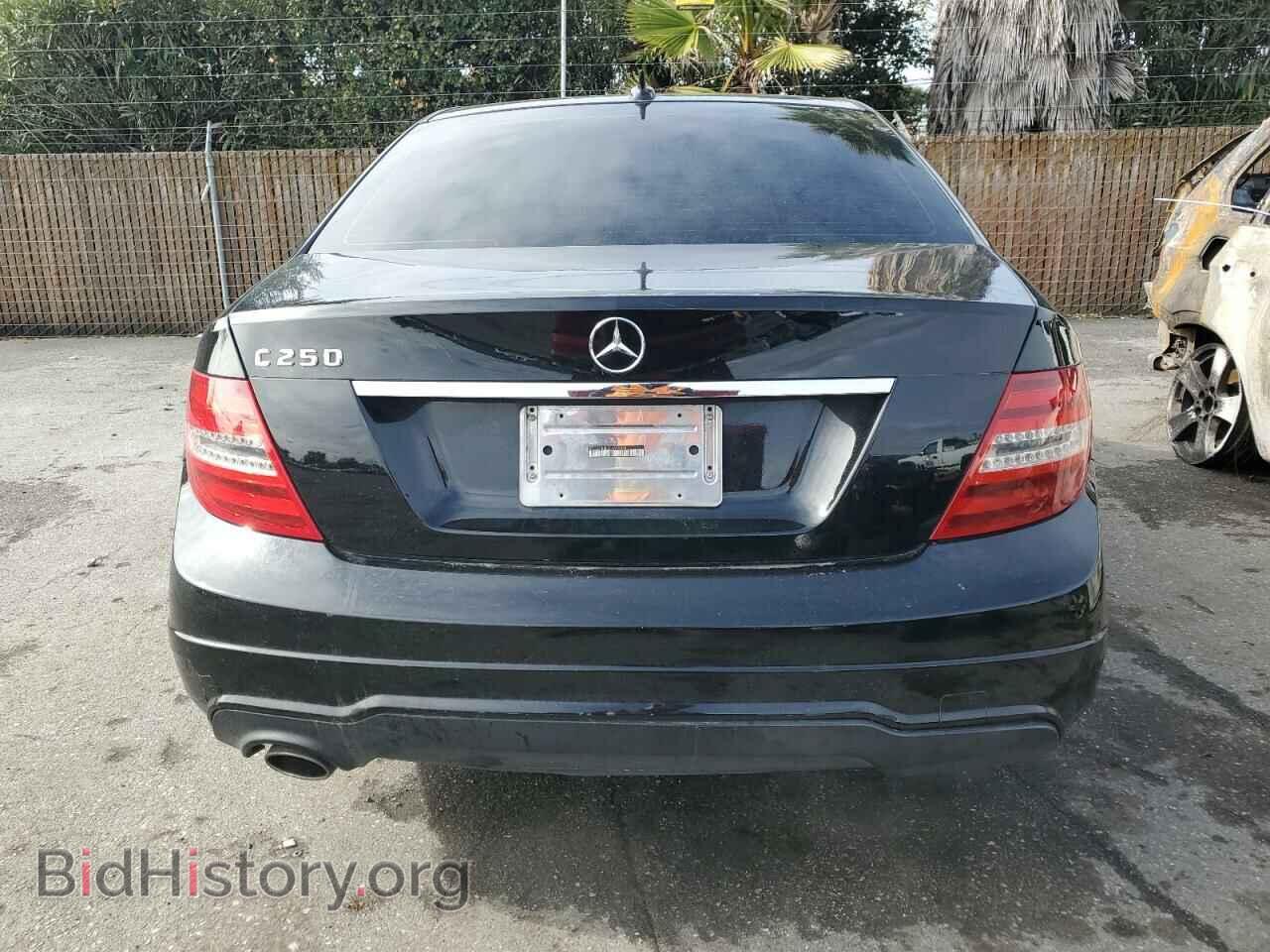2012 MERCEDES-BENZ C-CLASS - VIN: WDDGF4HB1CA629328 - Фото 6