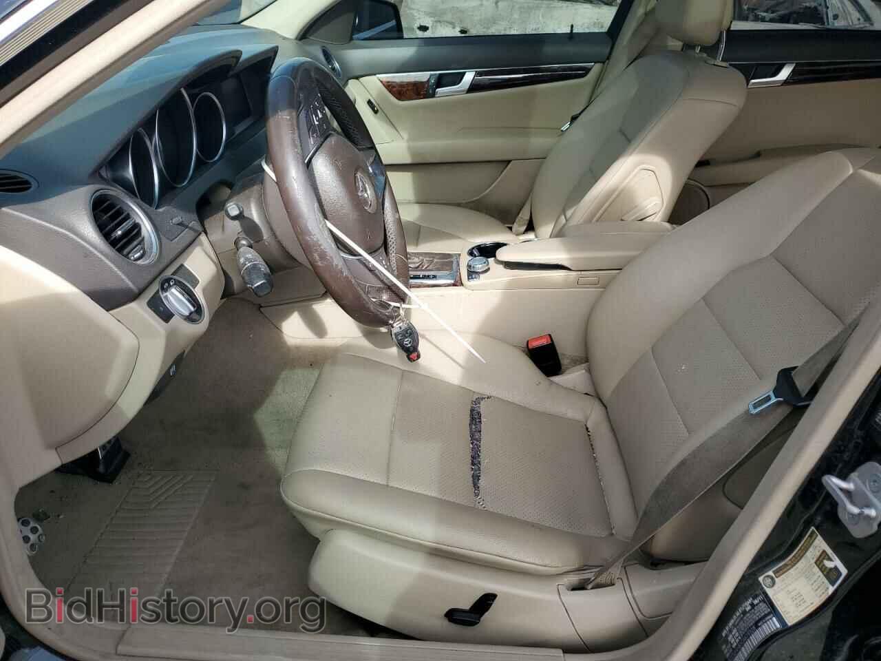 2012 MERCEDES-BENZ C-CLASS - VIN: WDDGF4HB1CA629328 - Фото 7