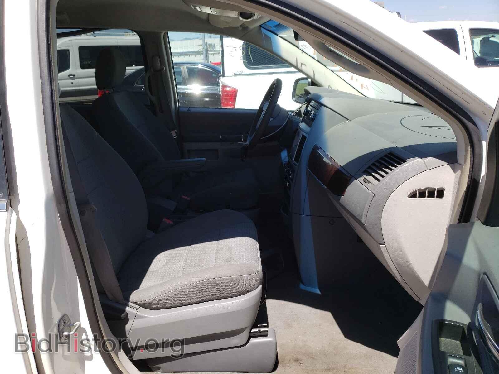2009 CHRYSLER MINIVAN - VIN: 2A8HR44E79R656455 - Фото 5