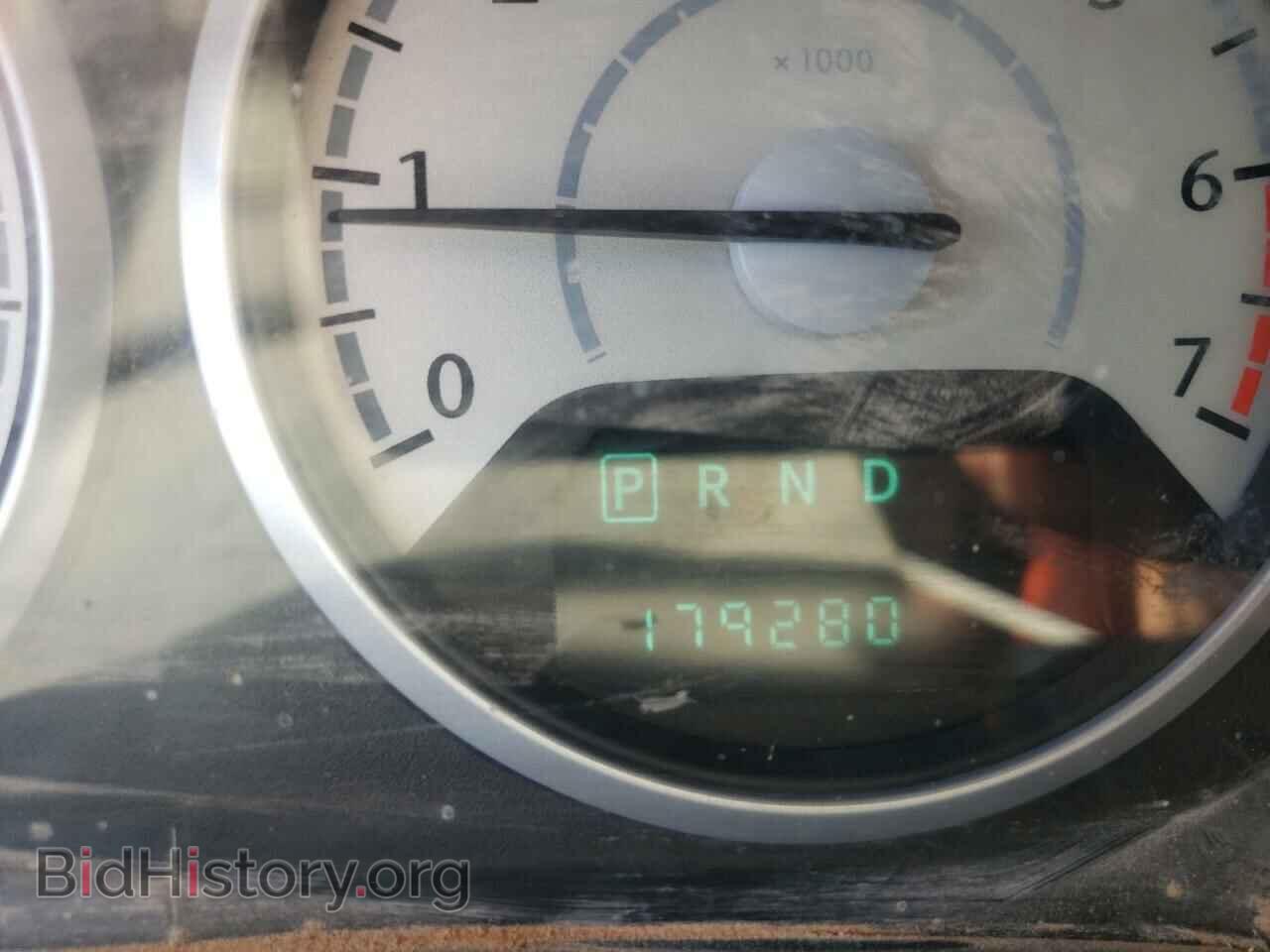 2008 CHRYSLER MINIVAN - VIN: 2A8HR54PX8R656598 - Фото 8