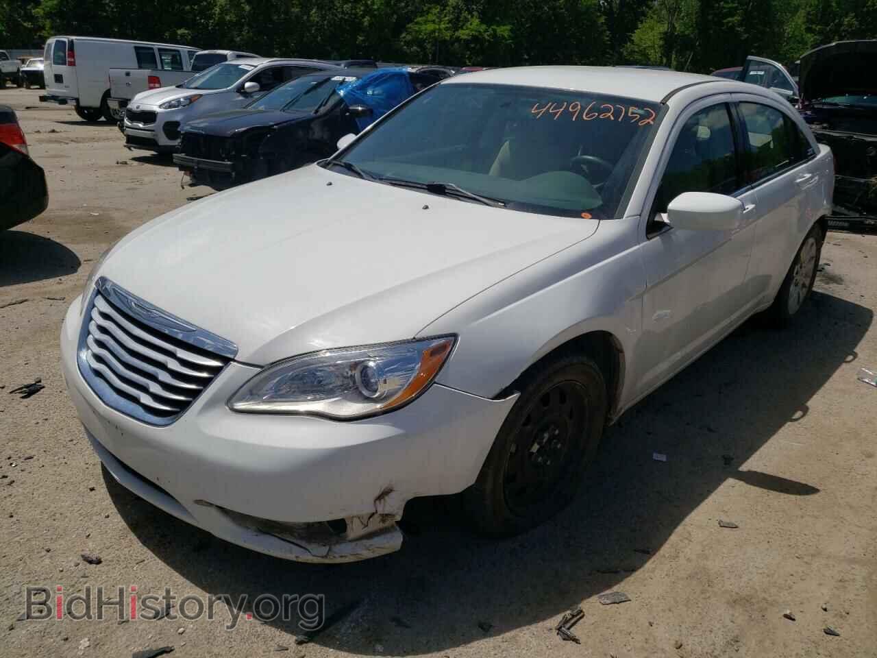 2013 CHRYSLER 200 - VIN: 1C3CCBAB7DN646522 - Photo 2