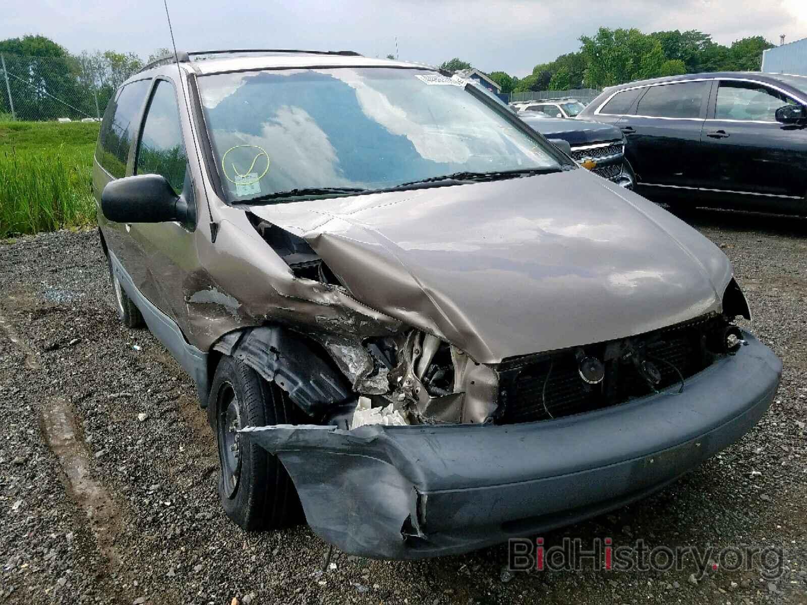 Photo 4T3ZF13C7WU056670 - TOYOTA SIENNA LE 1998