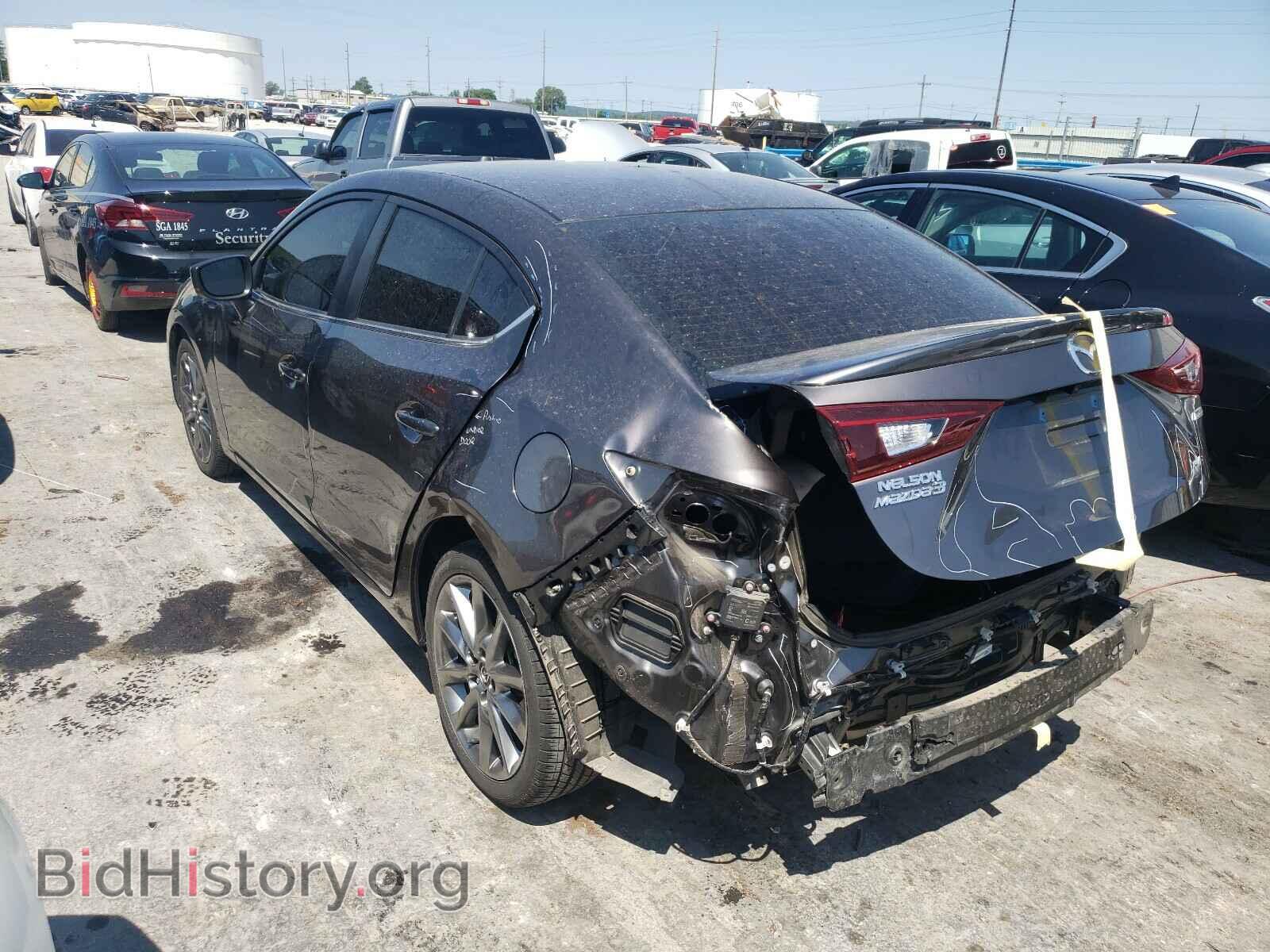 2018 MAZDA 3 - VIN: 3MZBN1V36JM229149 - Фото 3