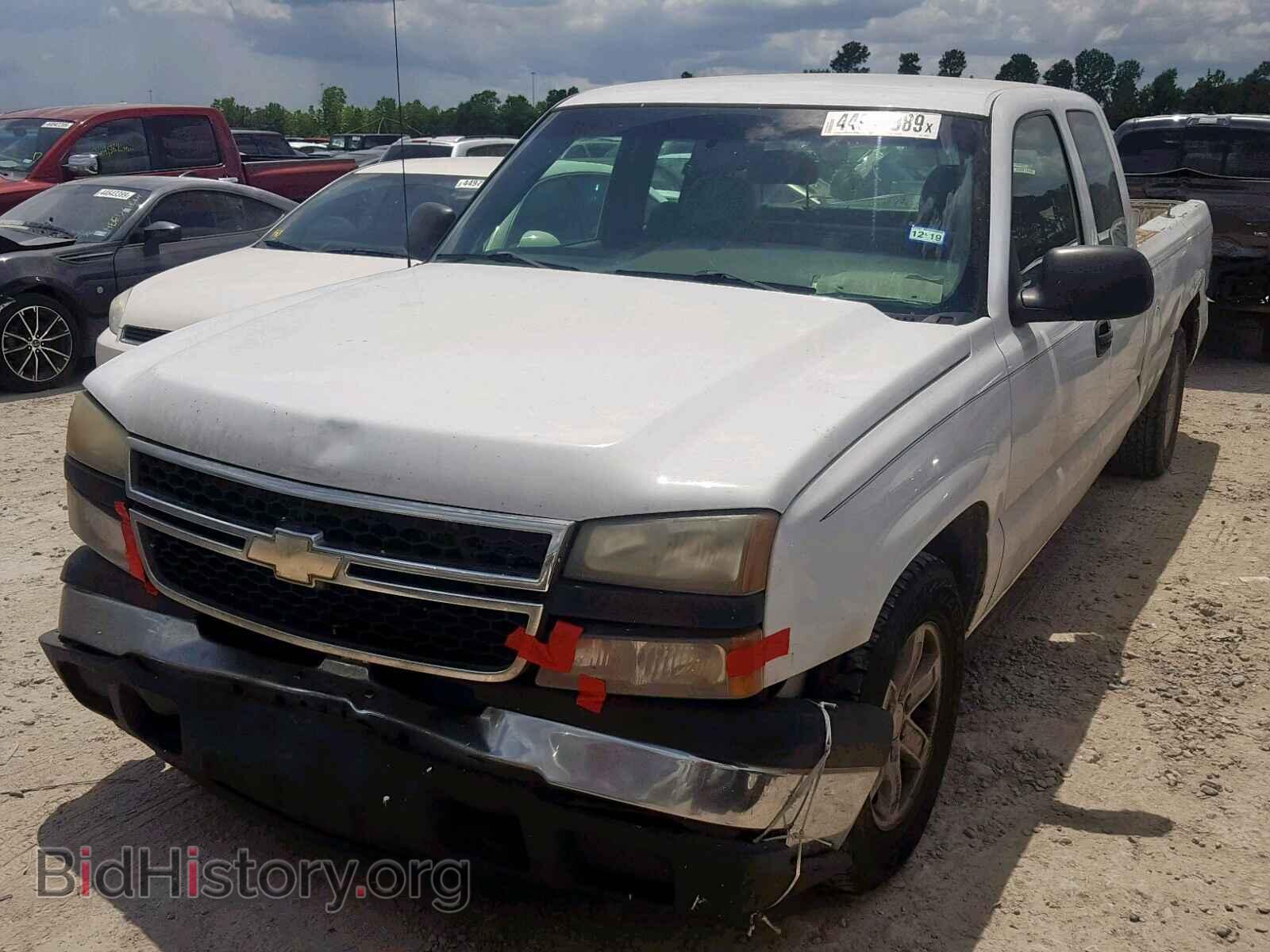 2007 CHEVROLET SILVERADO - VIN: 1GCEC19V57E150345 - Photo 2
