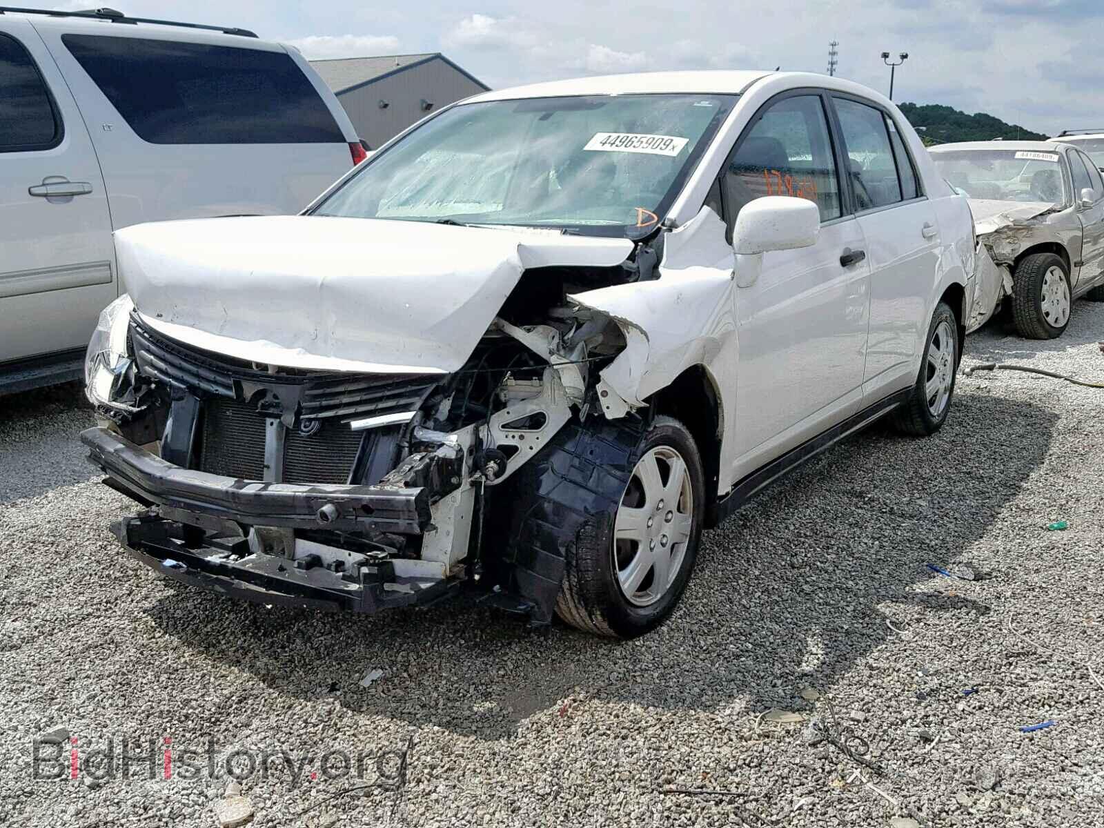 2008 NISSAN VERSA - VIN: 3N1BC11E38L367962 - Фото 2