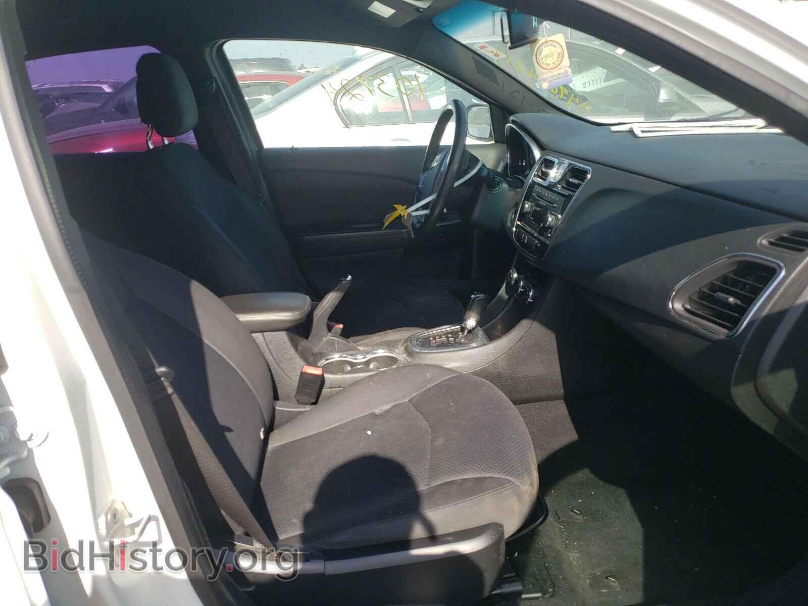 2014 CHRYSLER 200 - VIN: 1C3CCBBBXEN107831 - Фото 5
