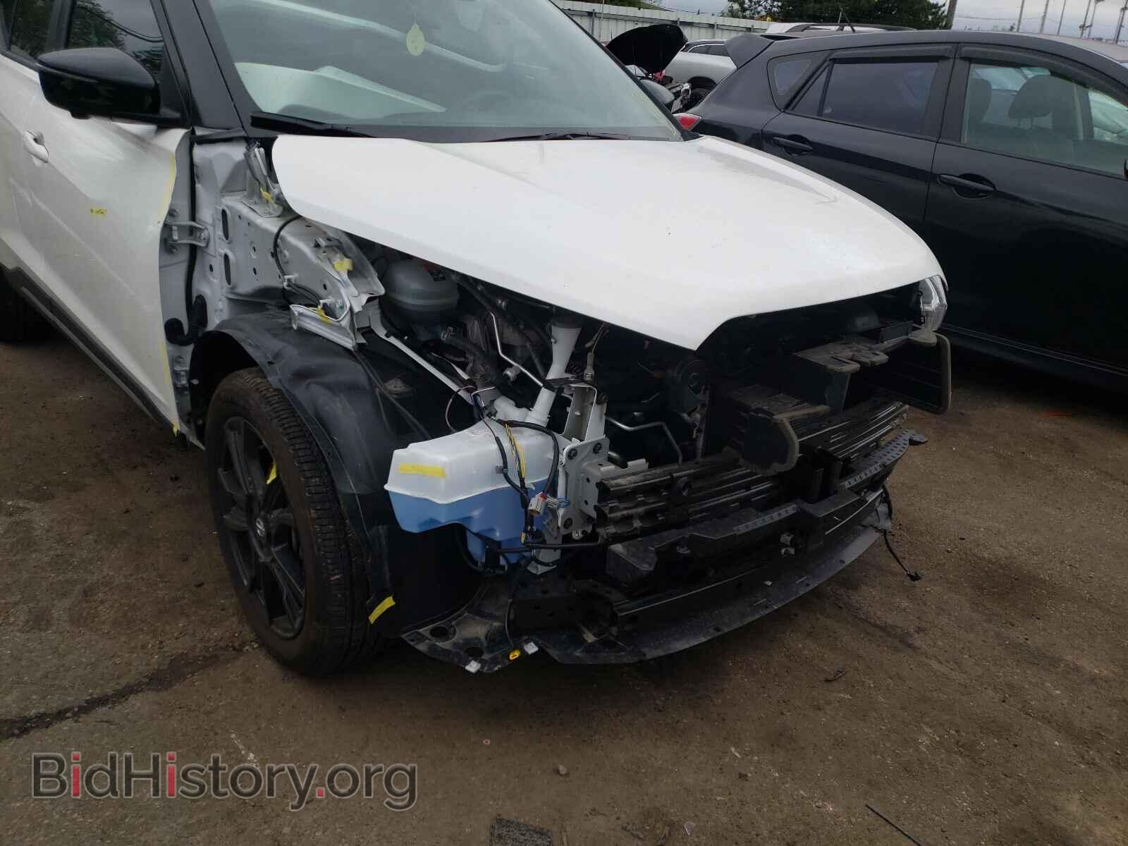 2020 NISSAN KICKS - VIN: 3N1CP5DV2LL494058 - Фото 9