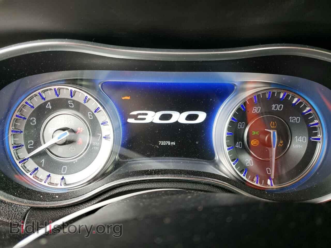 2016 CHRYSLER 300 - VIN: 2C3CCARGXGH305154 - Фото 9