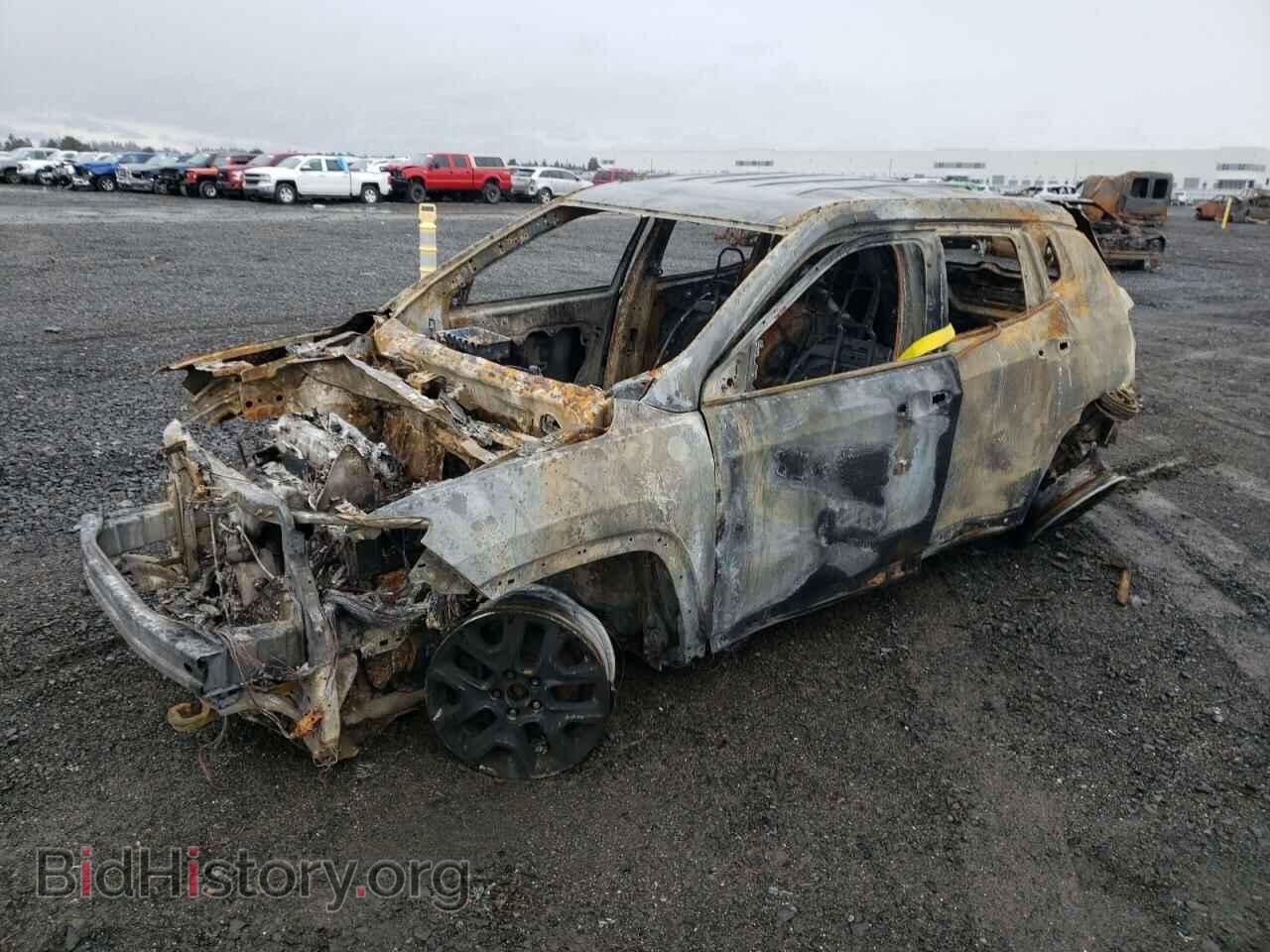 Фотография 3C4NJDDB9HT644617 - JEEP COMPASS 2017
