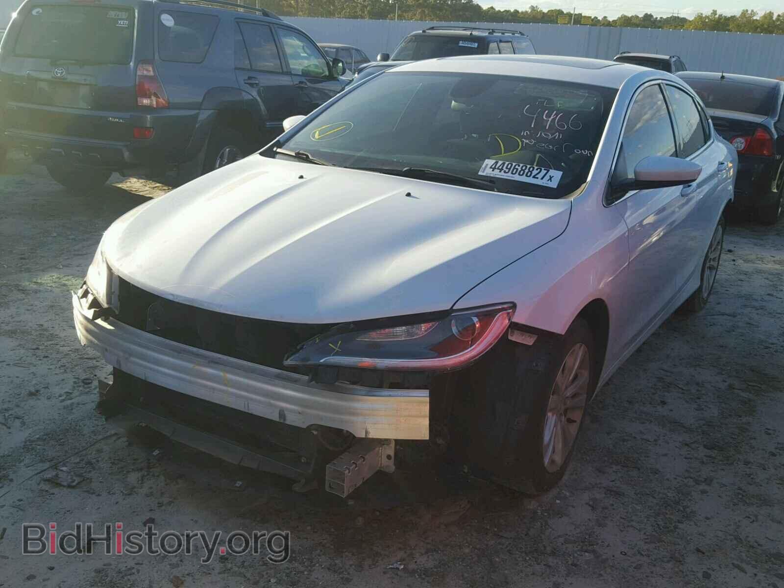 2015 CHRYSLER 200 - VIN: 1C3CCCAB6FN704466 - Фото 2