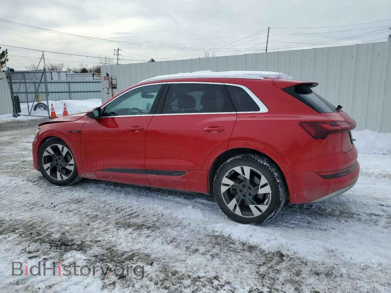 2021 AUDI E-TRON - VIN: WA1VAAGE8MB040969 - Photo 2