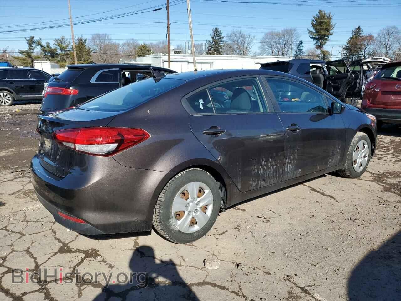 2017 KIA FORTE - VIN: 3KPFK4A7XHE148568 - Фото 3