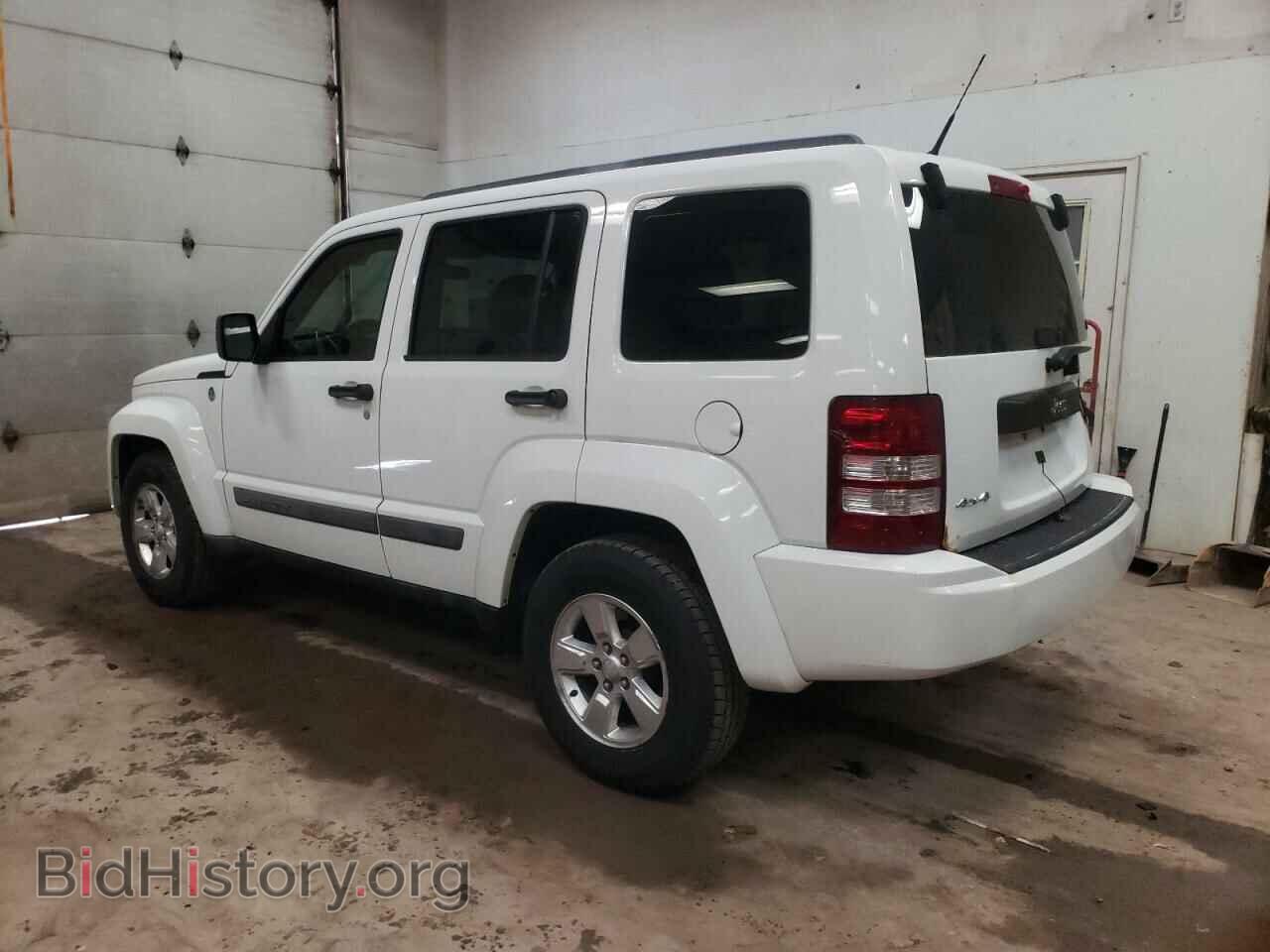 2011 JEEP LIBERTY - VIN: 1J4PN2GK1BW540468 - Фото 2