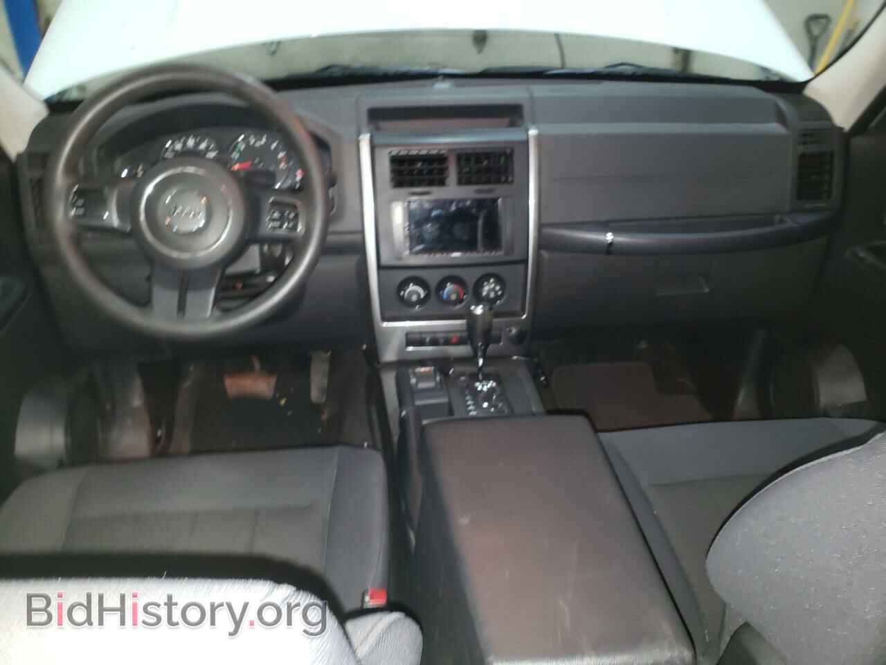 2011 JEEP LIBERTY - VIN: 1J4PN2GK1BW540468 - Фото 8