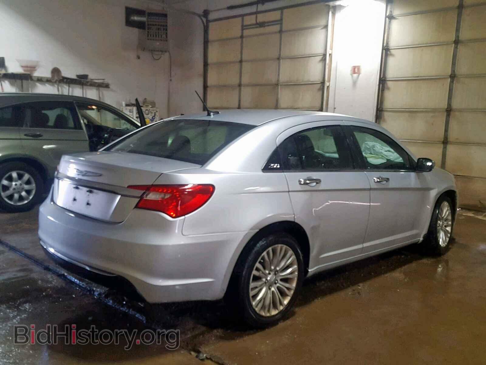 2011 CHRYSLER 200 - VIN: 1C3BC2FG9BN571805 - Фото 4