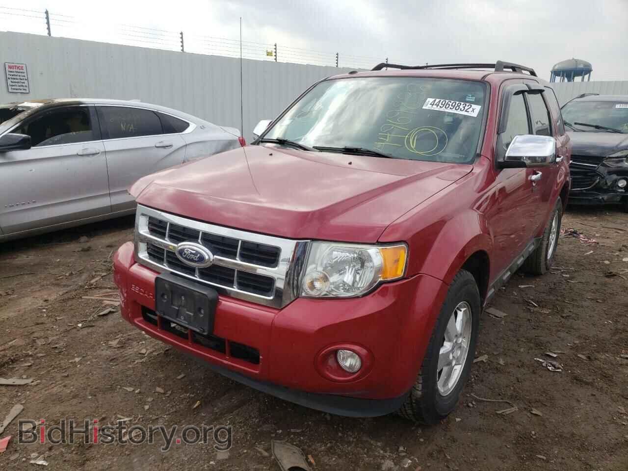 2011 FORD ESCAPE - VIN: 1FMCU0D76BKA91223 - Фото 2