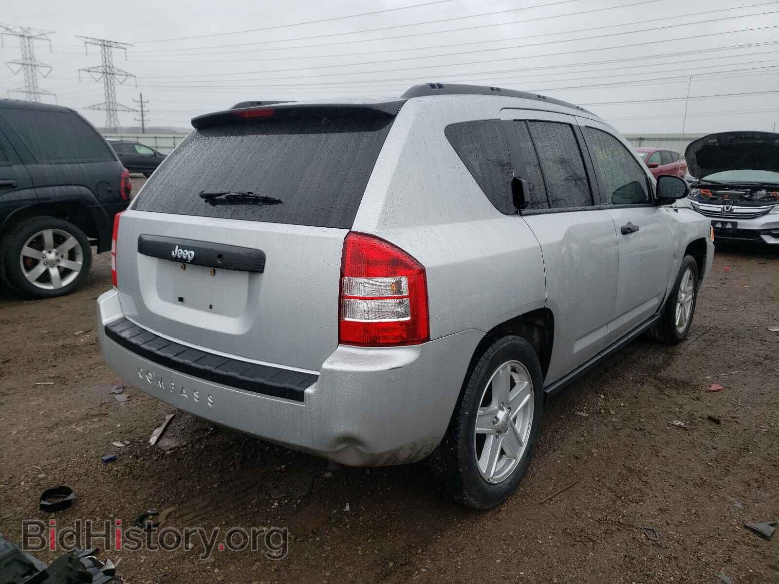 2007 JEEP COMPASS - VIN: 1J8FT47W27D196523 - Фото 4