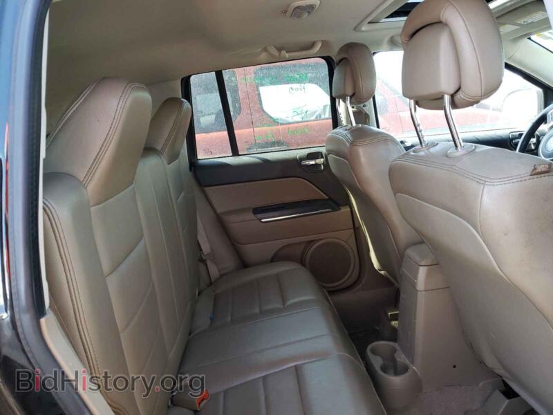 2012 Jeep COMPASS (VIN 1C4NJCCB8CD666182) — photo 6 of 10