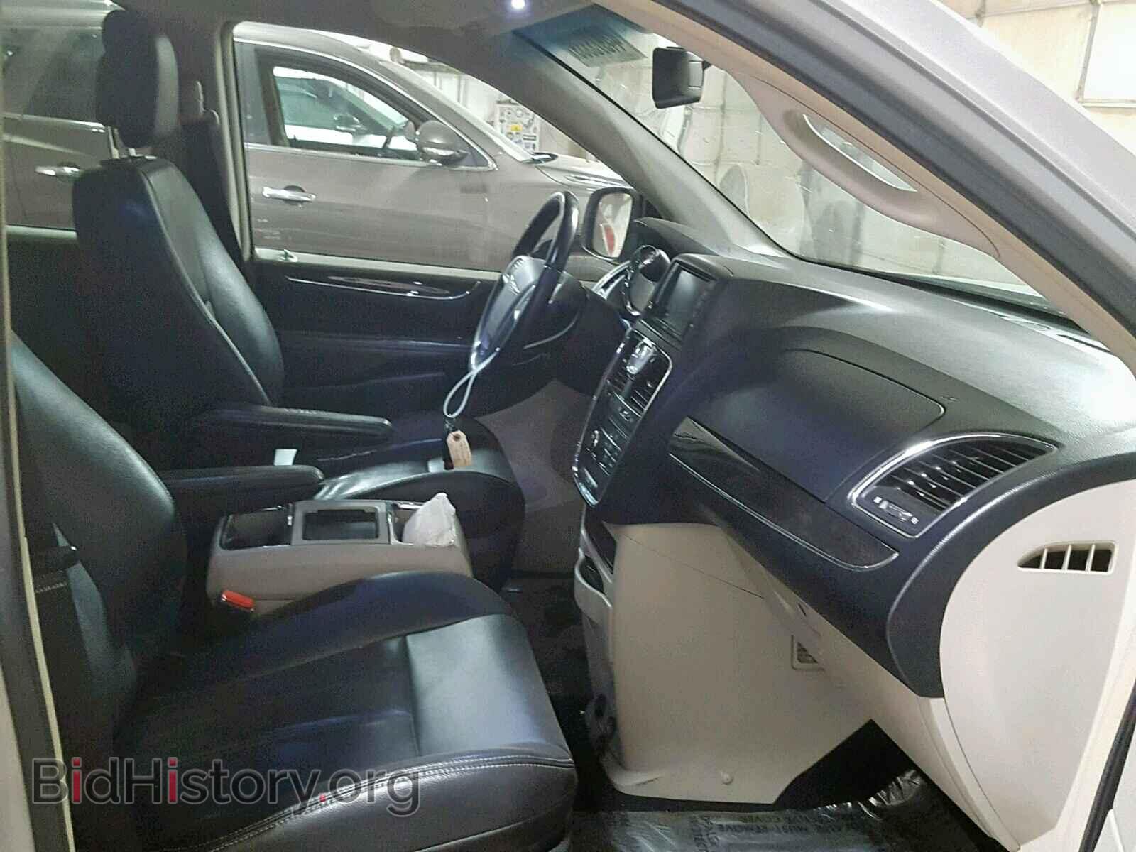 2012 CHRYSLER TOWN & COU - VIN: 2C4RC1BG2CR287348 - Фото 5