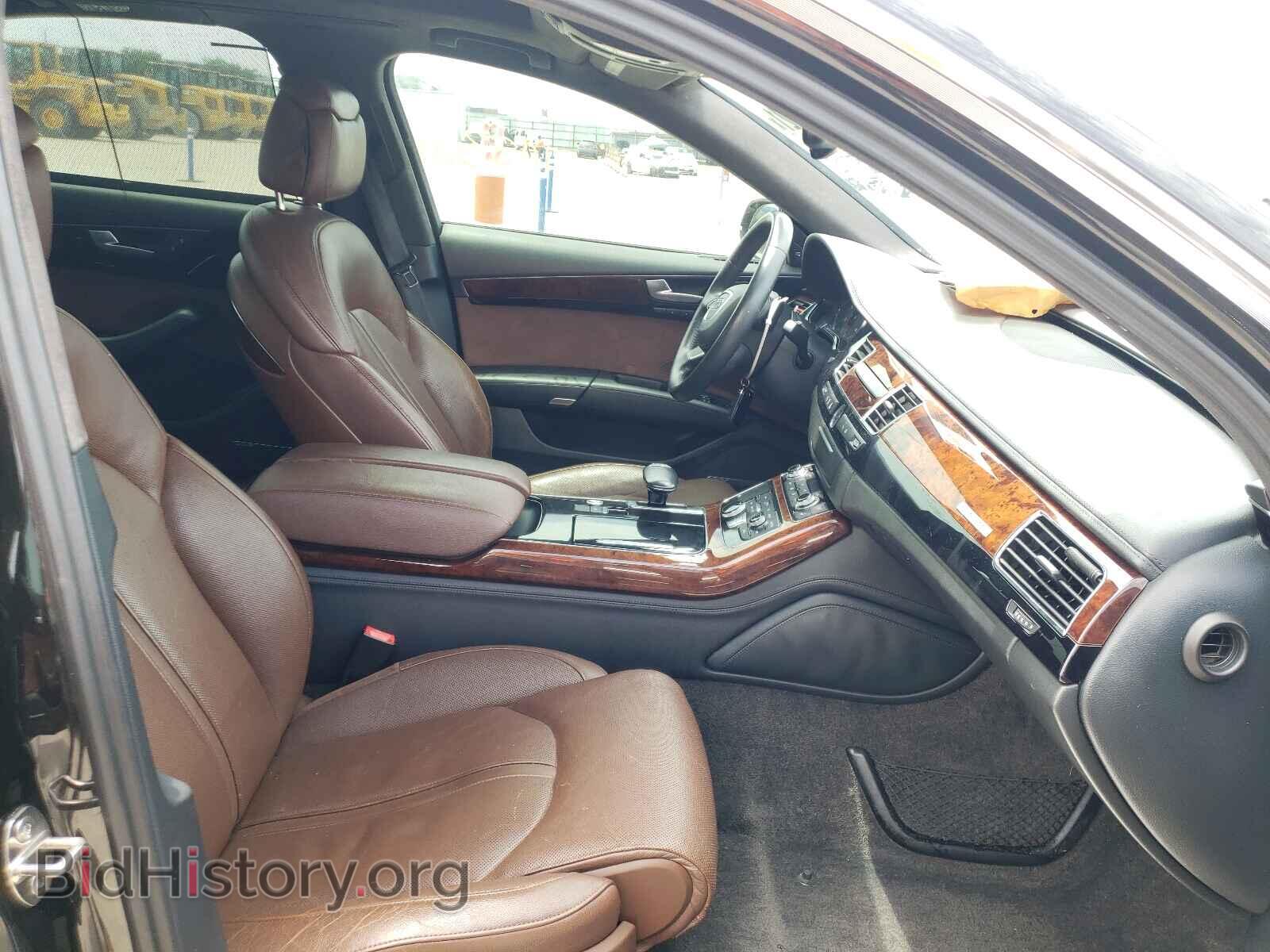 2011 AUDI A8 - VIN: WAURVAFD5BN015332 - Фото 5