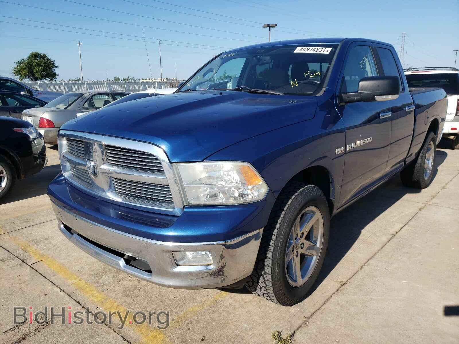 2011 DODGE RAM 1500 - VIN: 1D7RV1GT2BS588916 - Фото 2