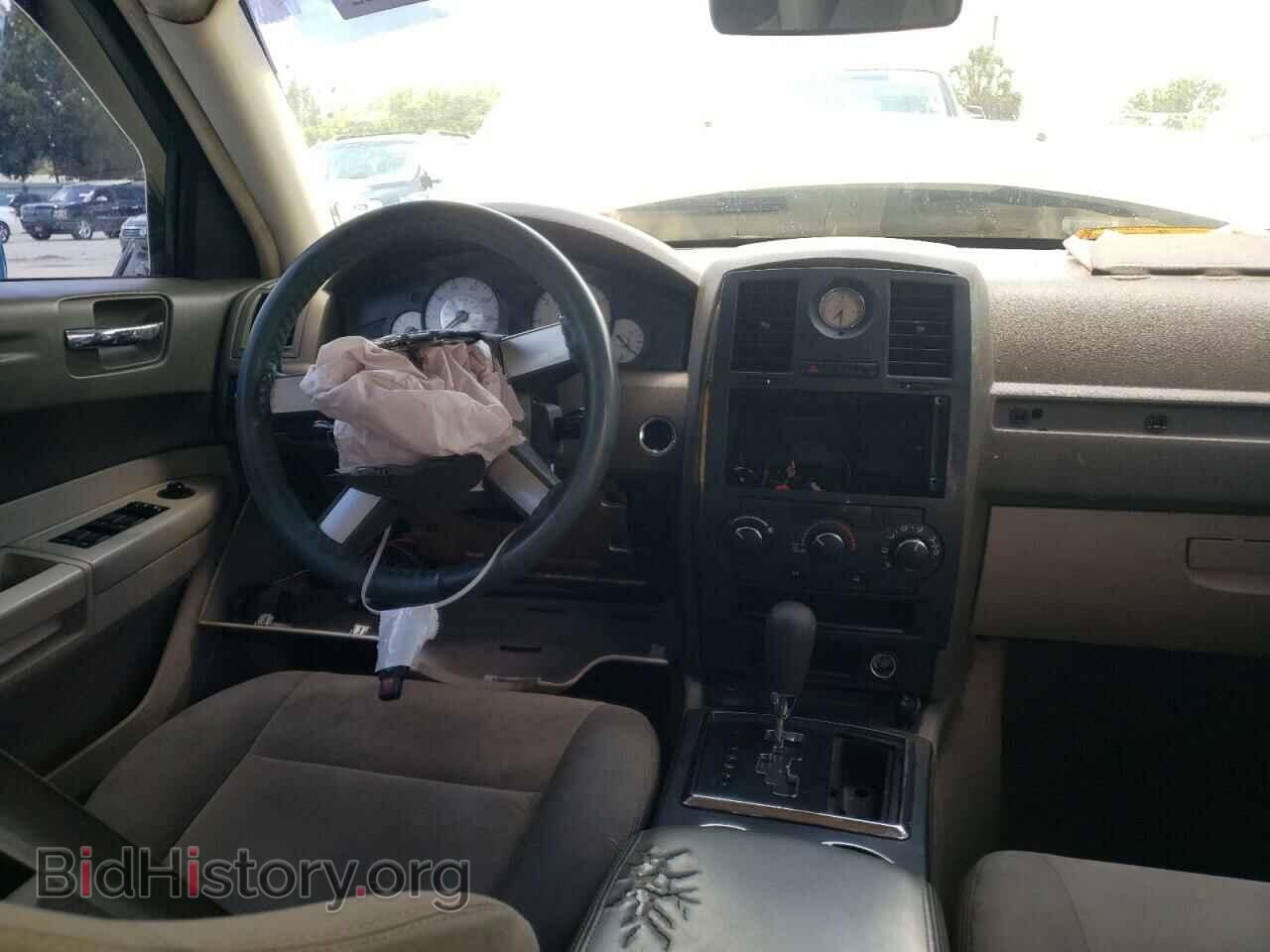2008 CHRYSLER 300 - VIN: 2C3LA43R98H304466 - Фото 9