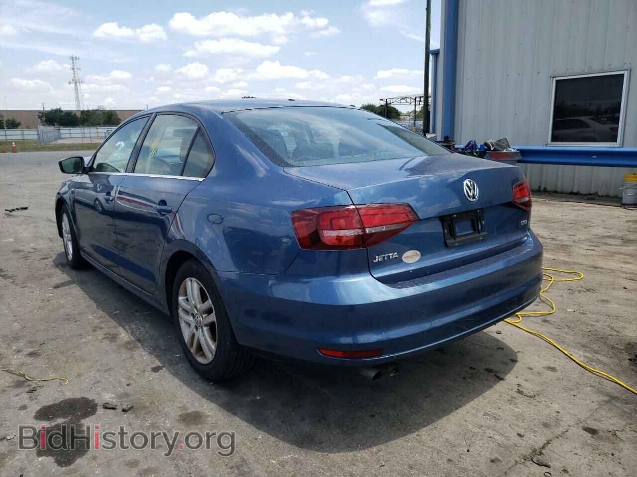 2017 VOLKSWAGEN JETTA - VIN: 3VW2B7AJ4HM268686 - Фото 3