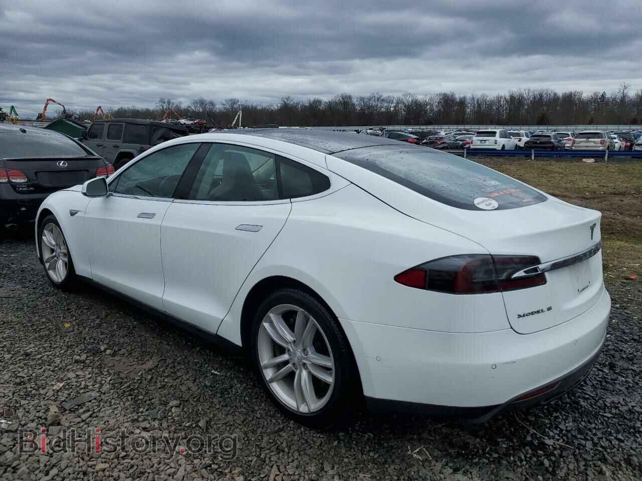 2015 TESLA MODEL S - VIN: 5YJSA1E23FF117345 - Фото 2