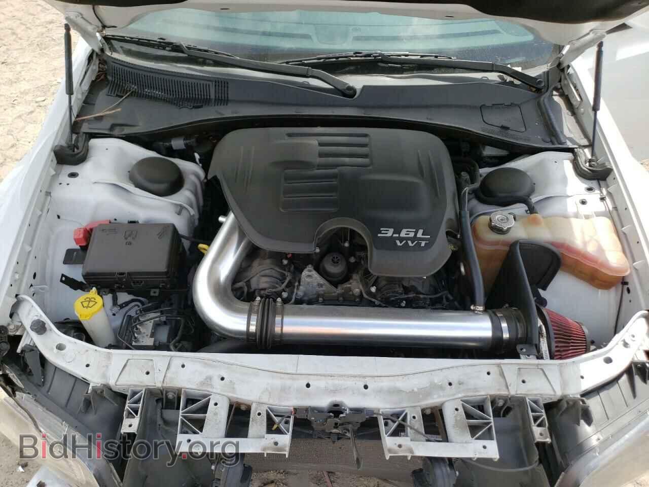 2019 CHRYSLER 300 - VIN: 2C3CCAGG3KH542631 - Фото 11