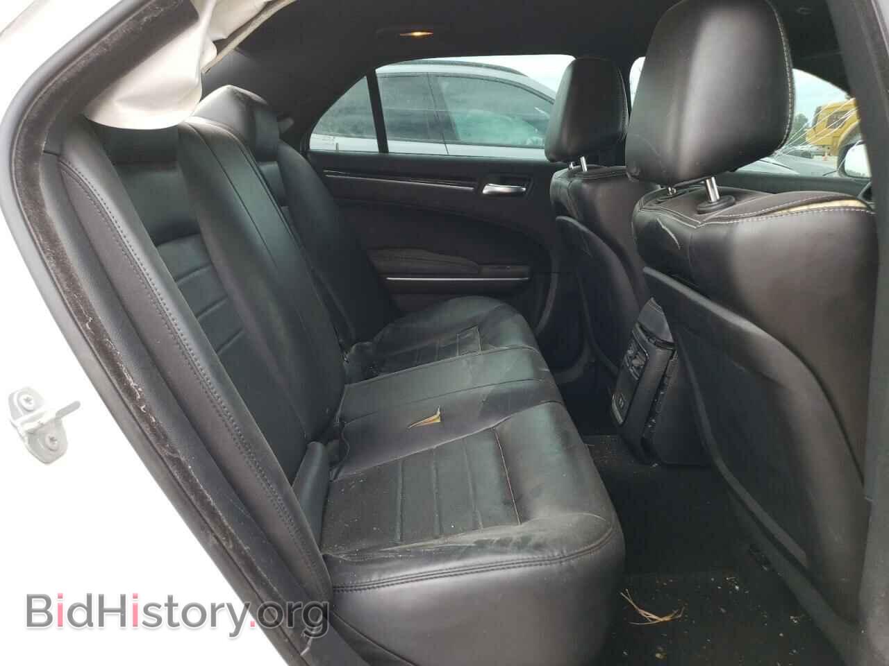 2019 CHRYSLER 300 - VIN: 2C3CCAGG3KH542631 - Фото 10