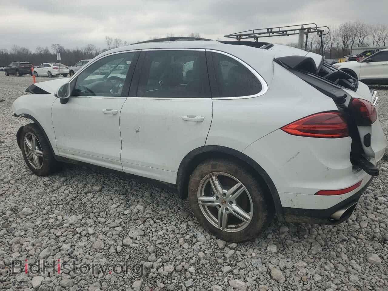 2016 PORSCHE CAYENNE - VIN: WP1AA2A26GLA02243 - Фото 2