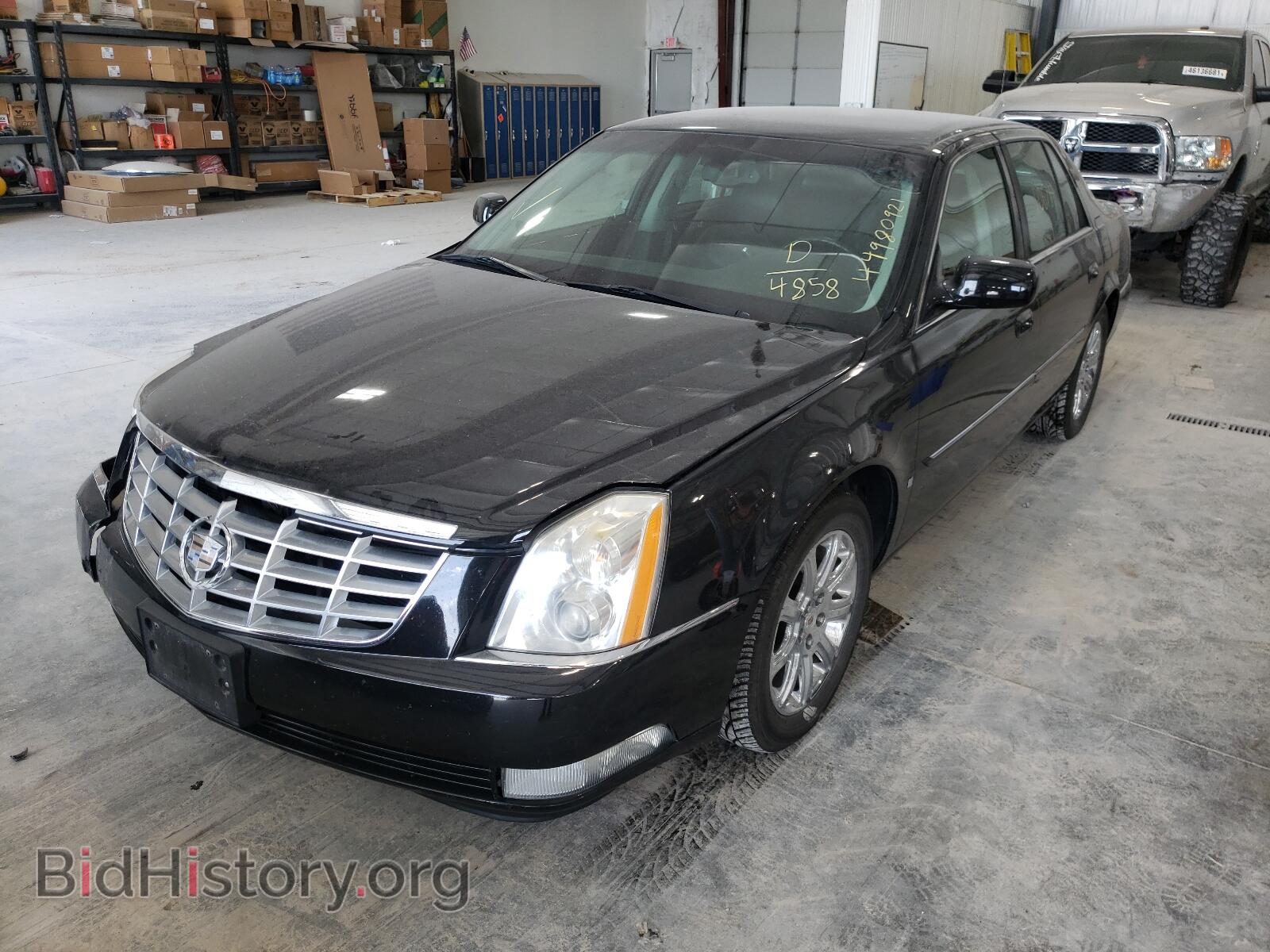 2008 CADILLAC DTS - VIN: 1G6KD57Y28U174858 - Фото 2