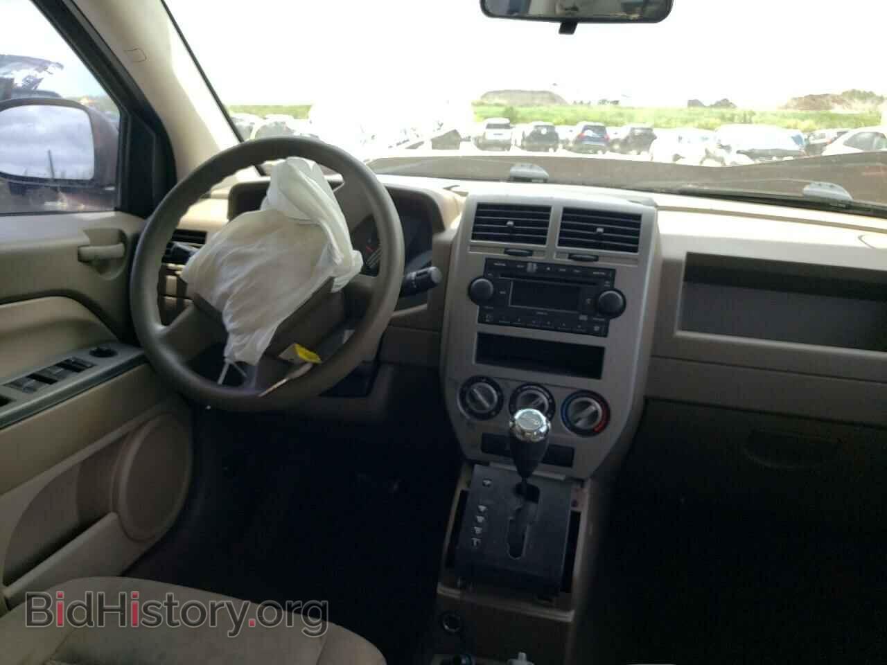 2007 JEEP COMPASS - VIN: 1J8FT47W77D123745 - Photo 9