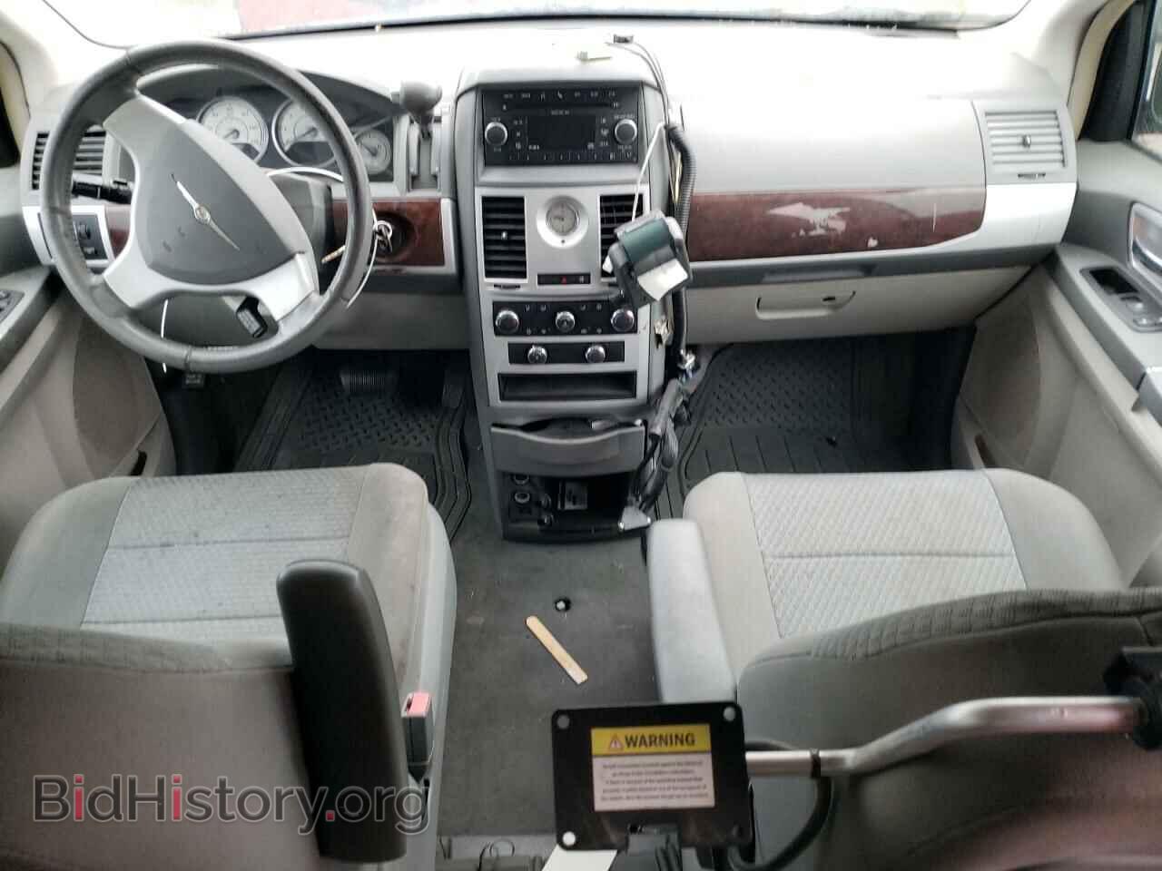 2010 CHRYSLER MINIVAN - VIN: 2A4RR5D10AR278248 - Фото 8