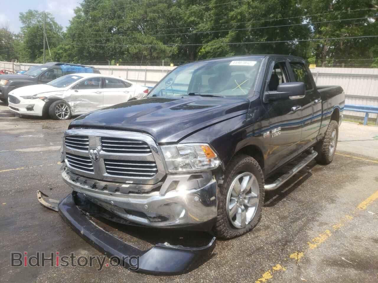2018 RAM 1500 - VIN: 1C6RR7TTXJS139724 - Фото 2