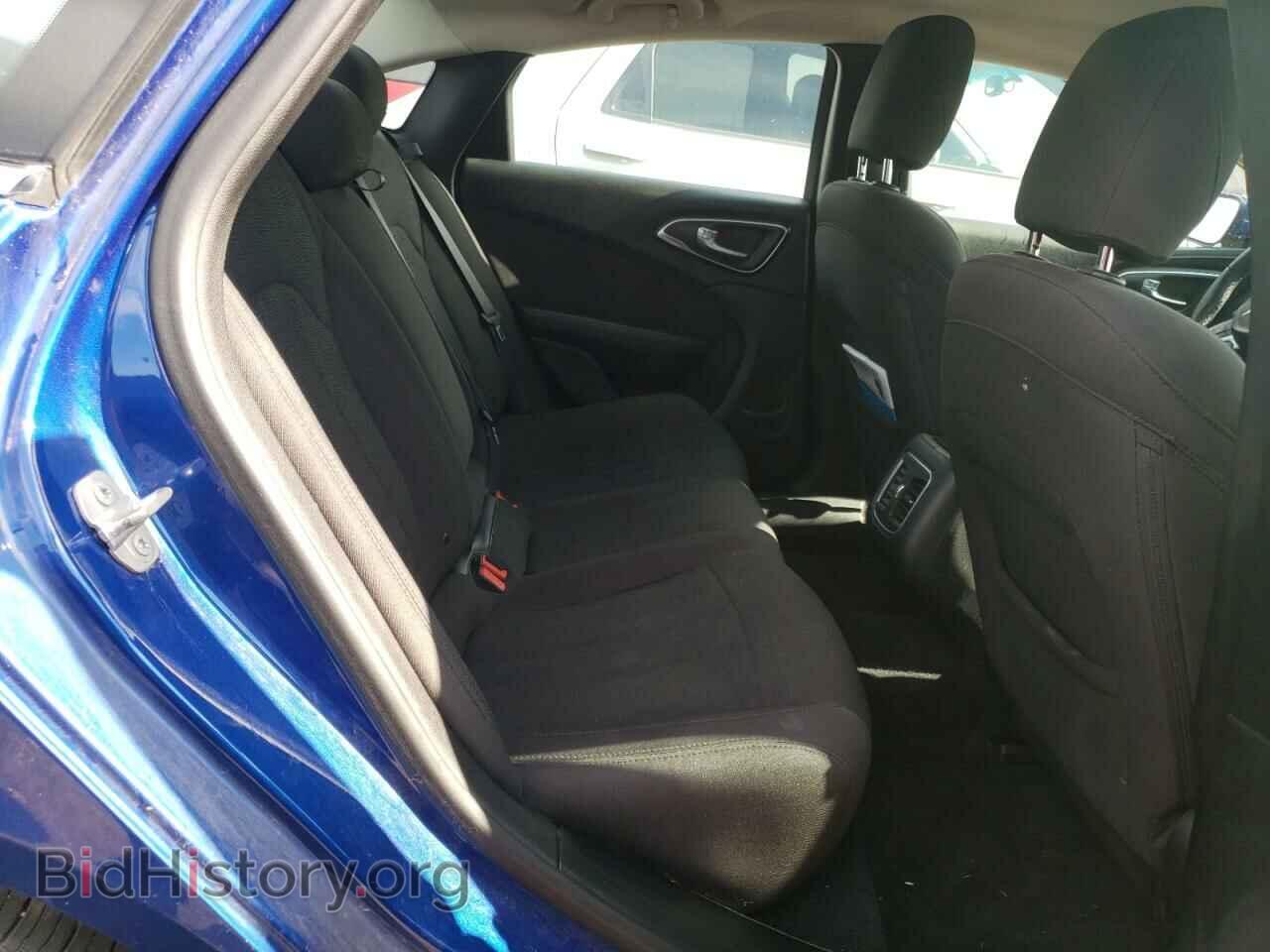 2015 CHRYSLER 200 - VIN: 1C3CCCAB0FN690449 - Фото 6