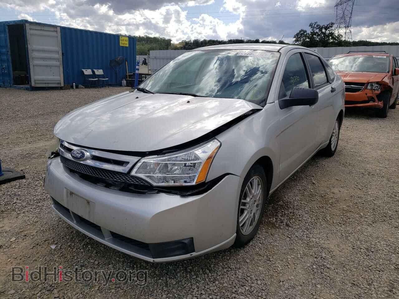 2010 FORD FOCUS - VIN: 1FAHP3FN3AW199987 - Фото 2