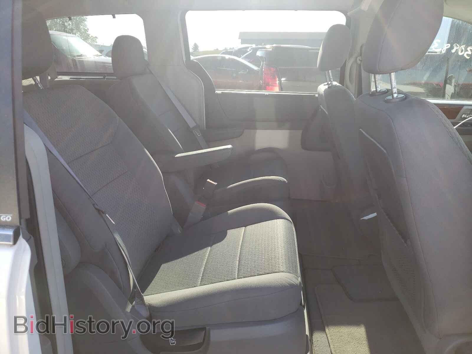 2009 CHRYSLER MINIVAN - VIN: 2A8HR541X9R601047 - Фото 6