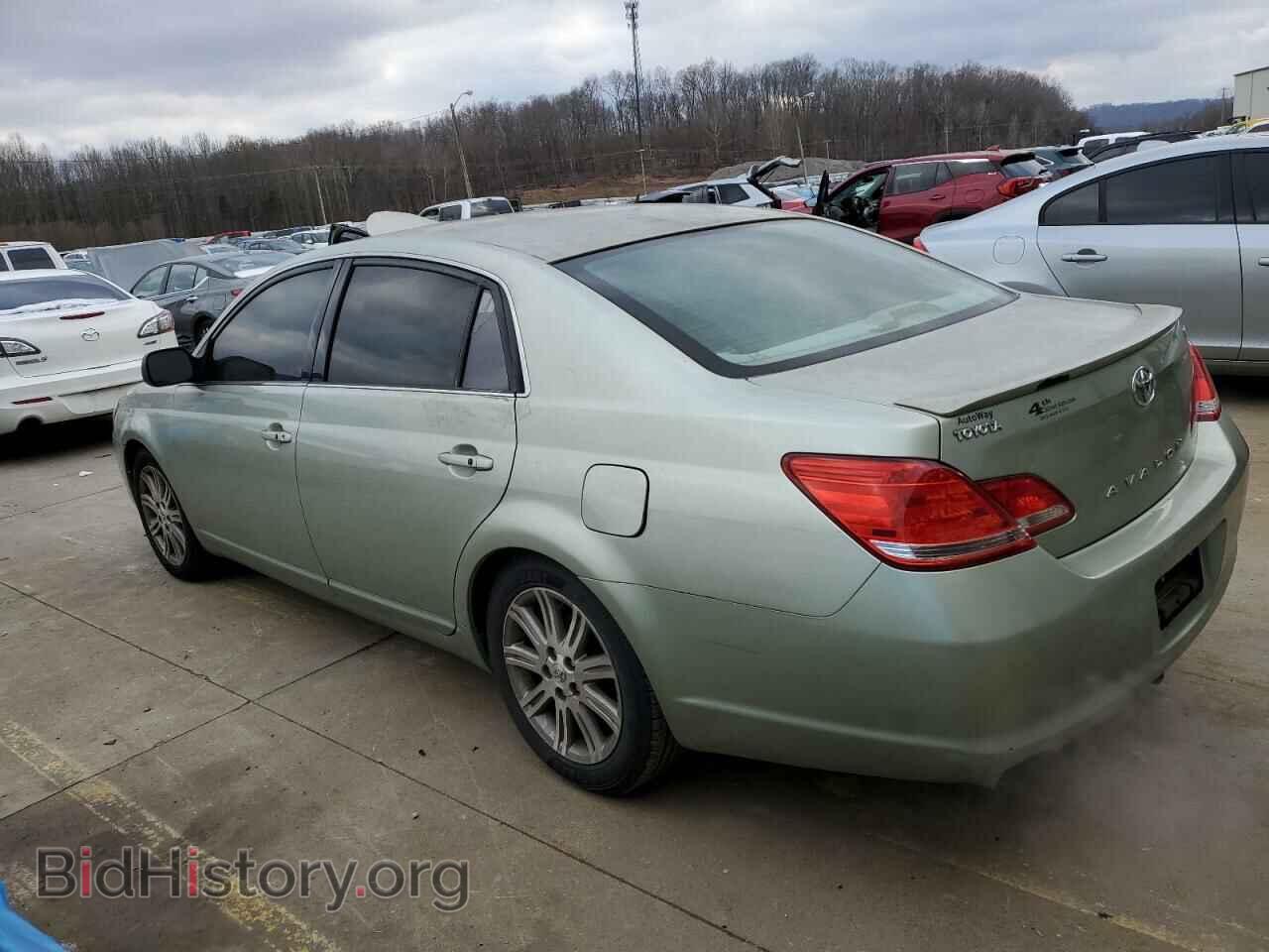 2007 TOYOTA AVALON - VIN: 4T1BK36B97U220829 - Фото 2