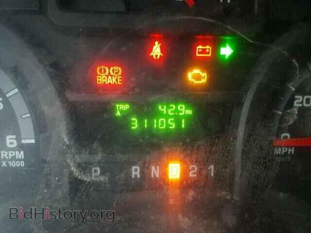 2011 FORD ECONOLINE - VIN: 1FBNE3BL3BDA70415 - Фото 8