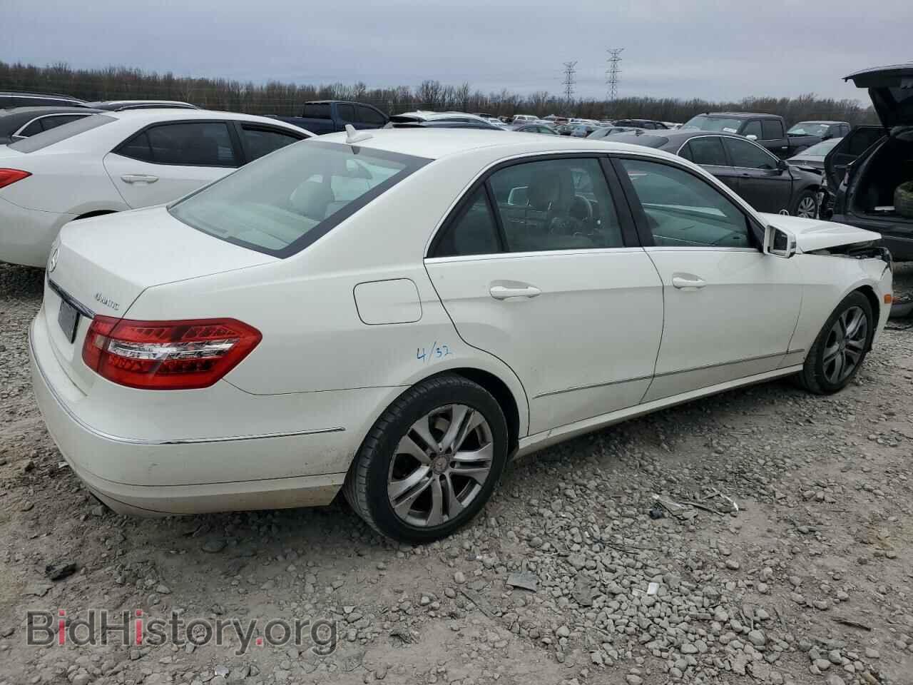 2011 MERCEDES-BENZ E-CLASS - VIN: WDDHF8HB2BA355759 - Фото 3