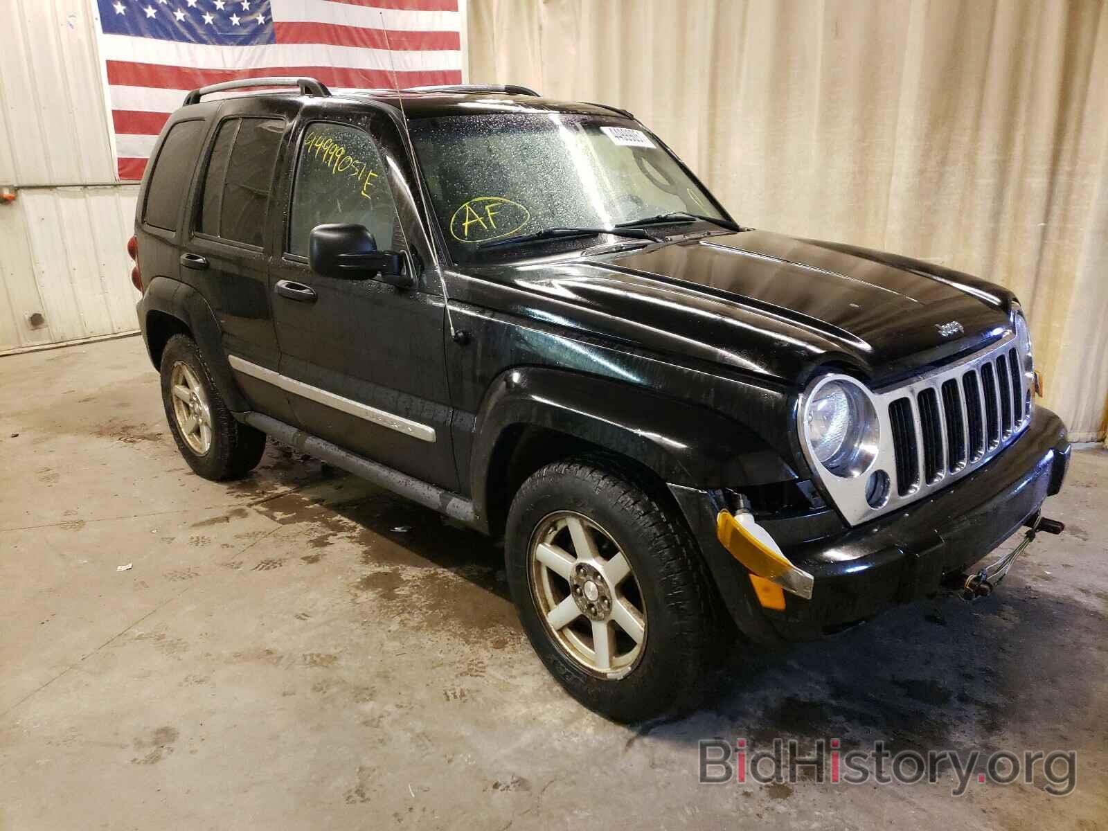 Photo 1J8GL58KX6W184323 - JEEP LIBERTY 2006